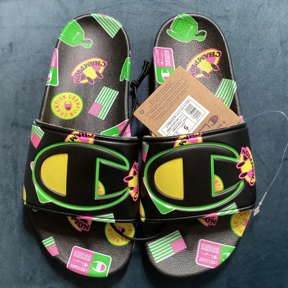 Champion Youth Size 5 IPO Catch Print Black Slides Sandals